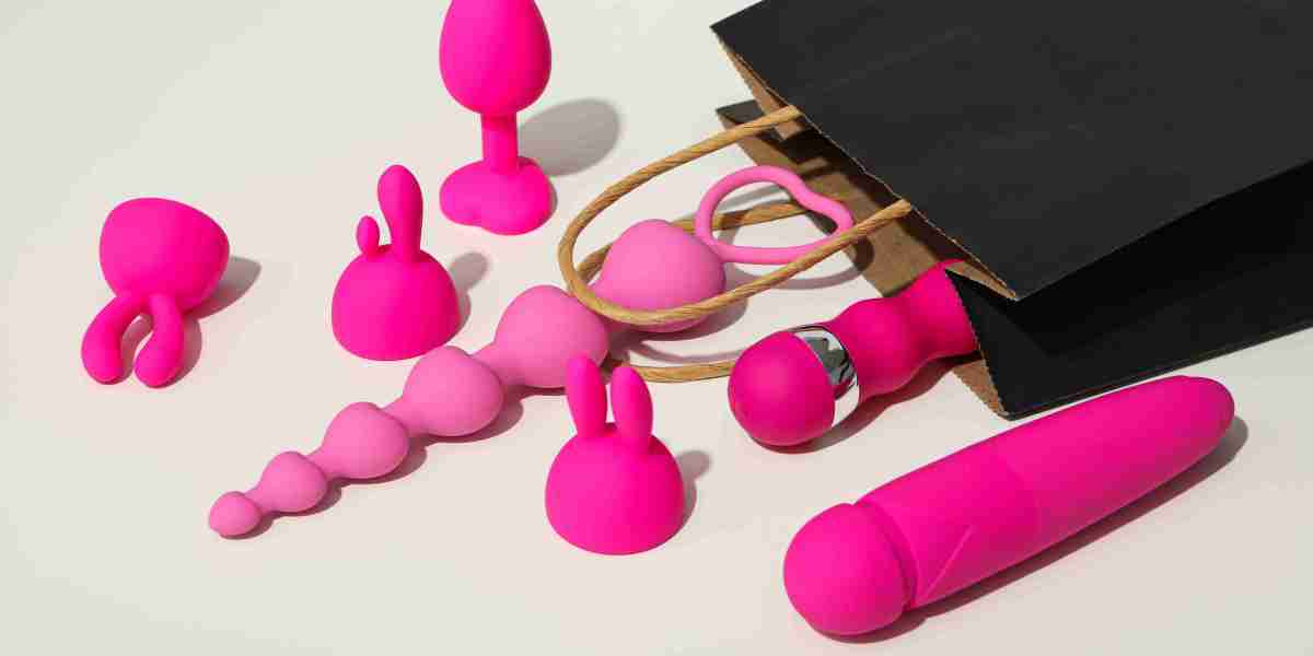 Guide To Sucking Adult Toys: The Intermediate Guide To Sucking Adult Toys